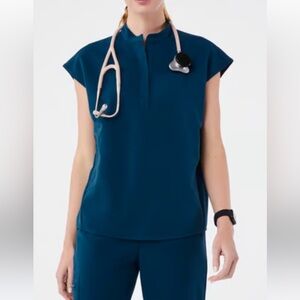 Figs Rafaela top in Deep Reef